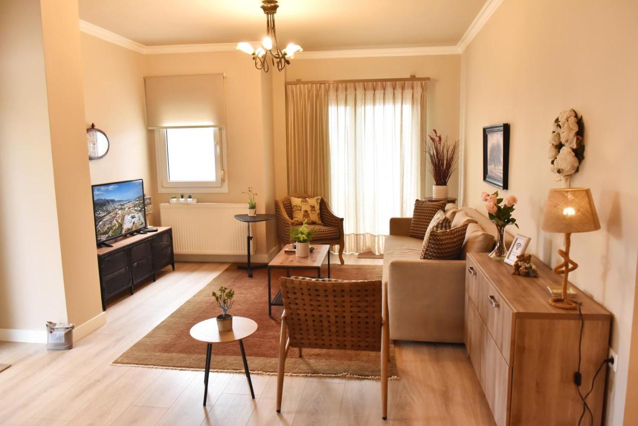 Palio Suites PalaiónTsiflíkion Buitenkant foto
