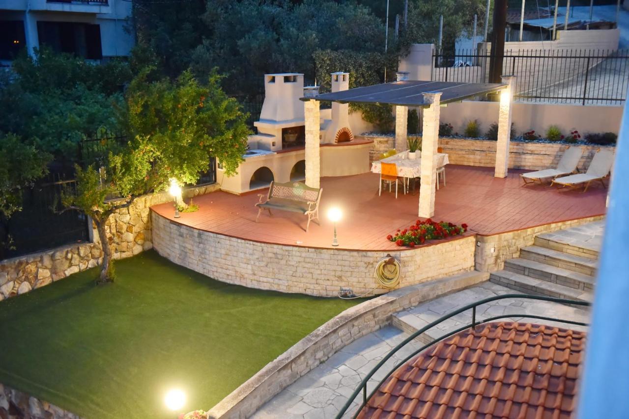 Palio Suites PalaiónTsiflíkion Buitenkant foto