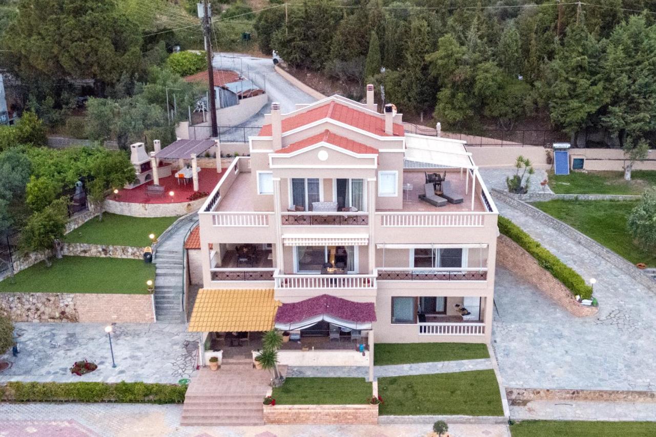 Palio Suites PalaiónTsiflíkion Buitenkant foto