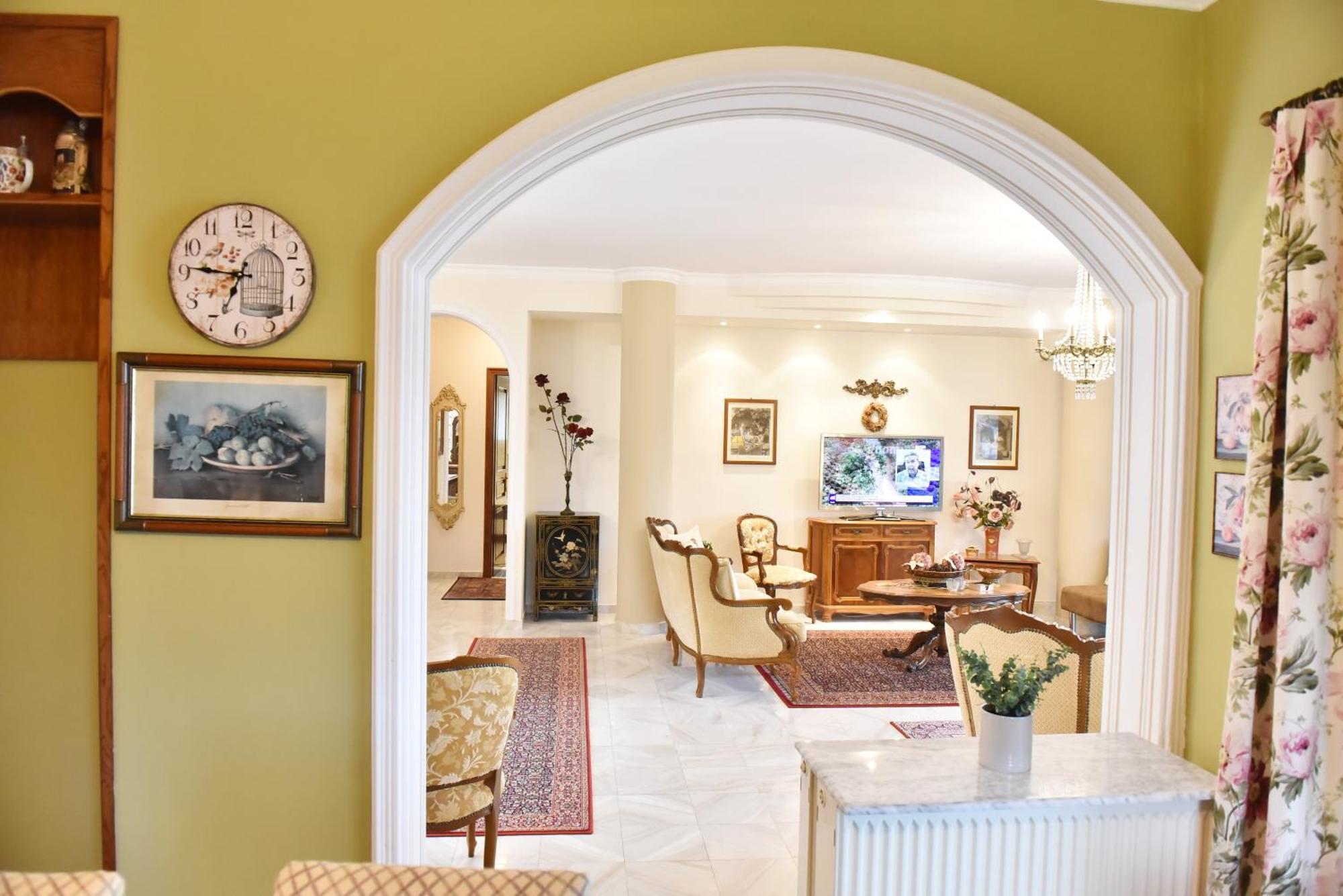 Palio Suites PalaiónTsiflíkion Buitenkant foto