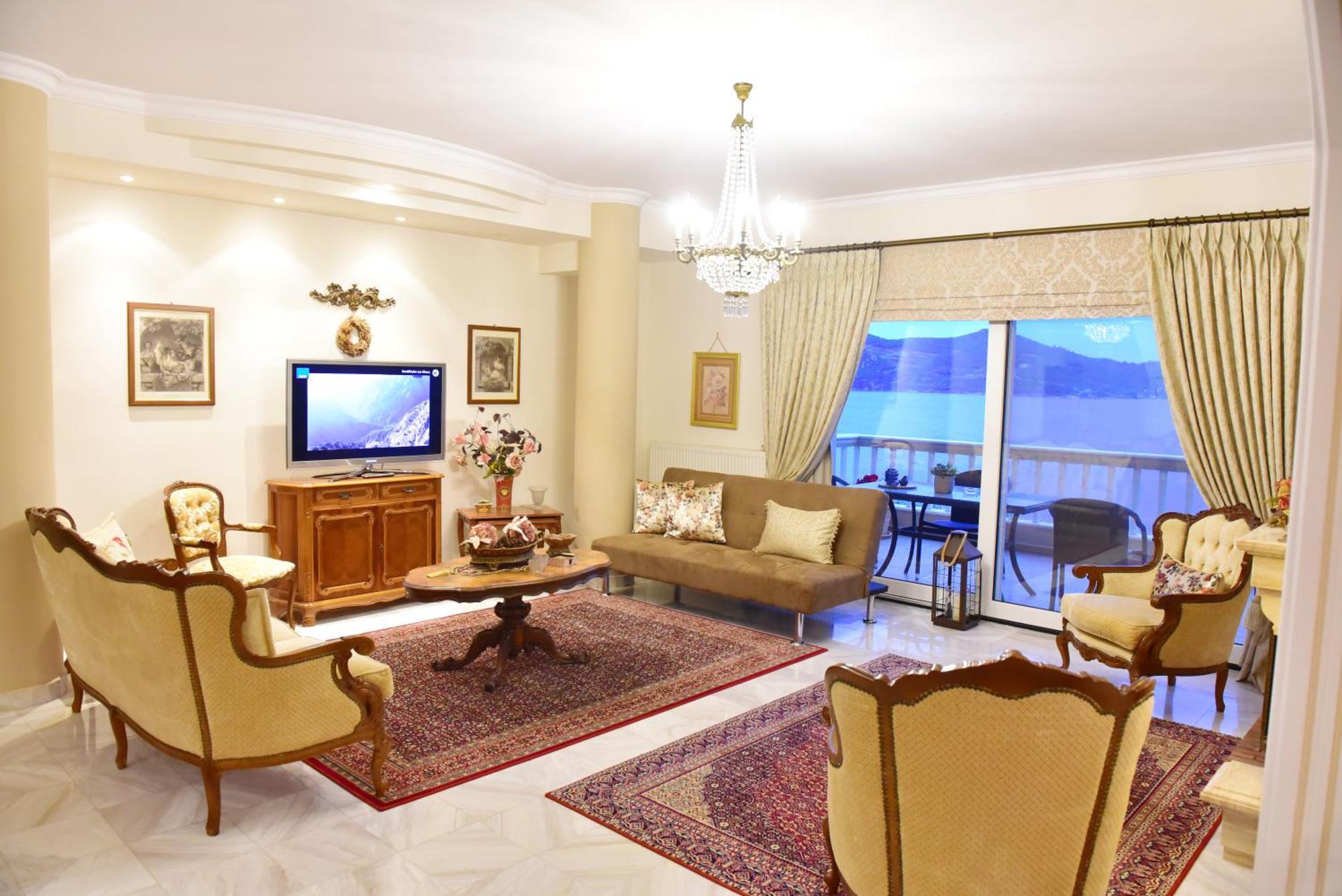 Palio Suites PalaiónTsiflíkion Buitenkant foto