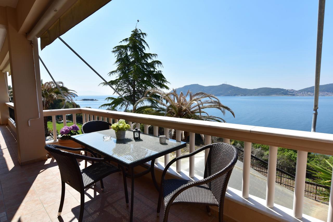 Palio Suites PalaiónTsiflíkion Buitenkant foto