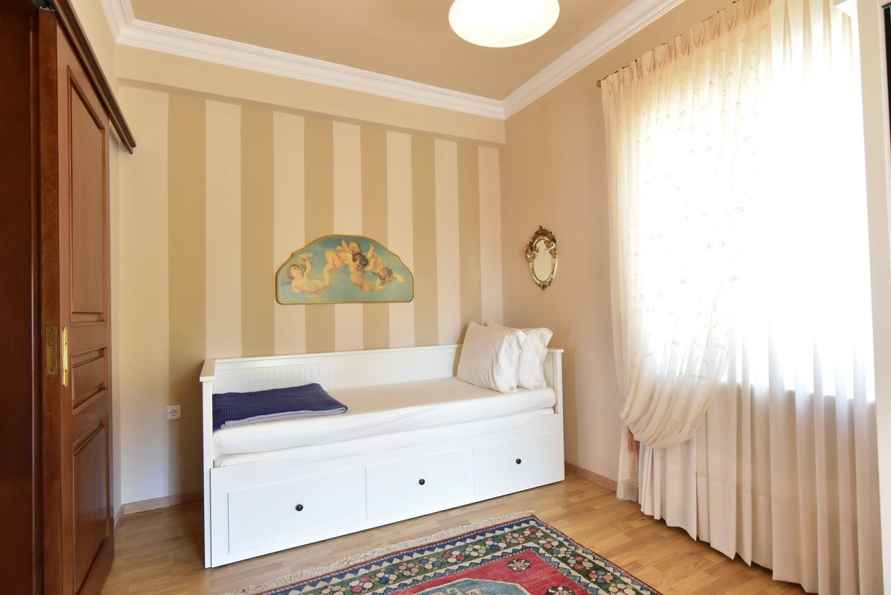 Palio Suites PalaiónTsiflíkion Buitenkant foto