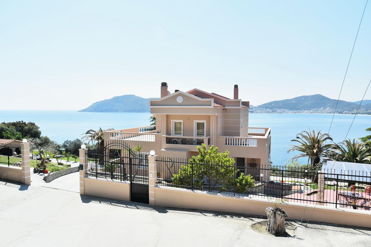 Palio Suites PalaiónTsiflíkion Buitenkant foto